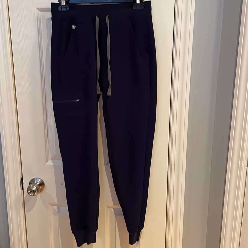 FIGS Scrub Pants
